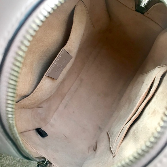 🎀Host Pick🎀 Gucci Marmont backpack - Picture 6 of 8